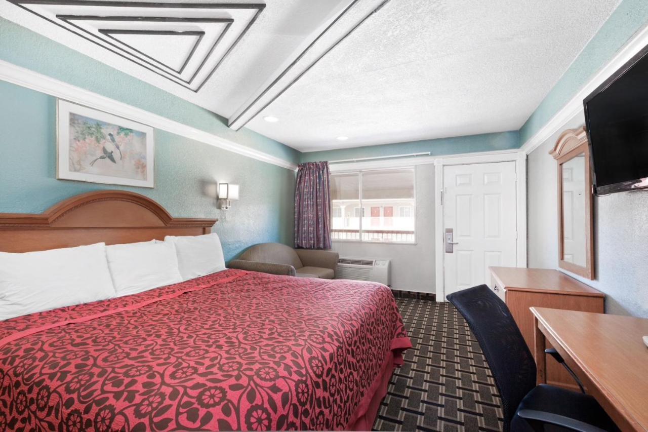 Lone Star Inn Kenedy Luaran gambar